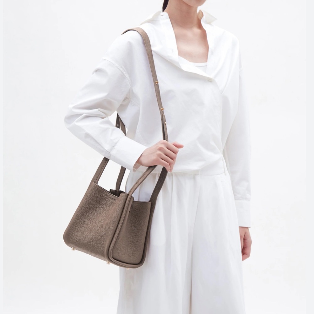 Songmont Medium Song Bag in color Cream Apricot